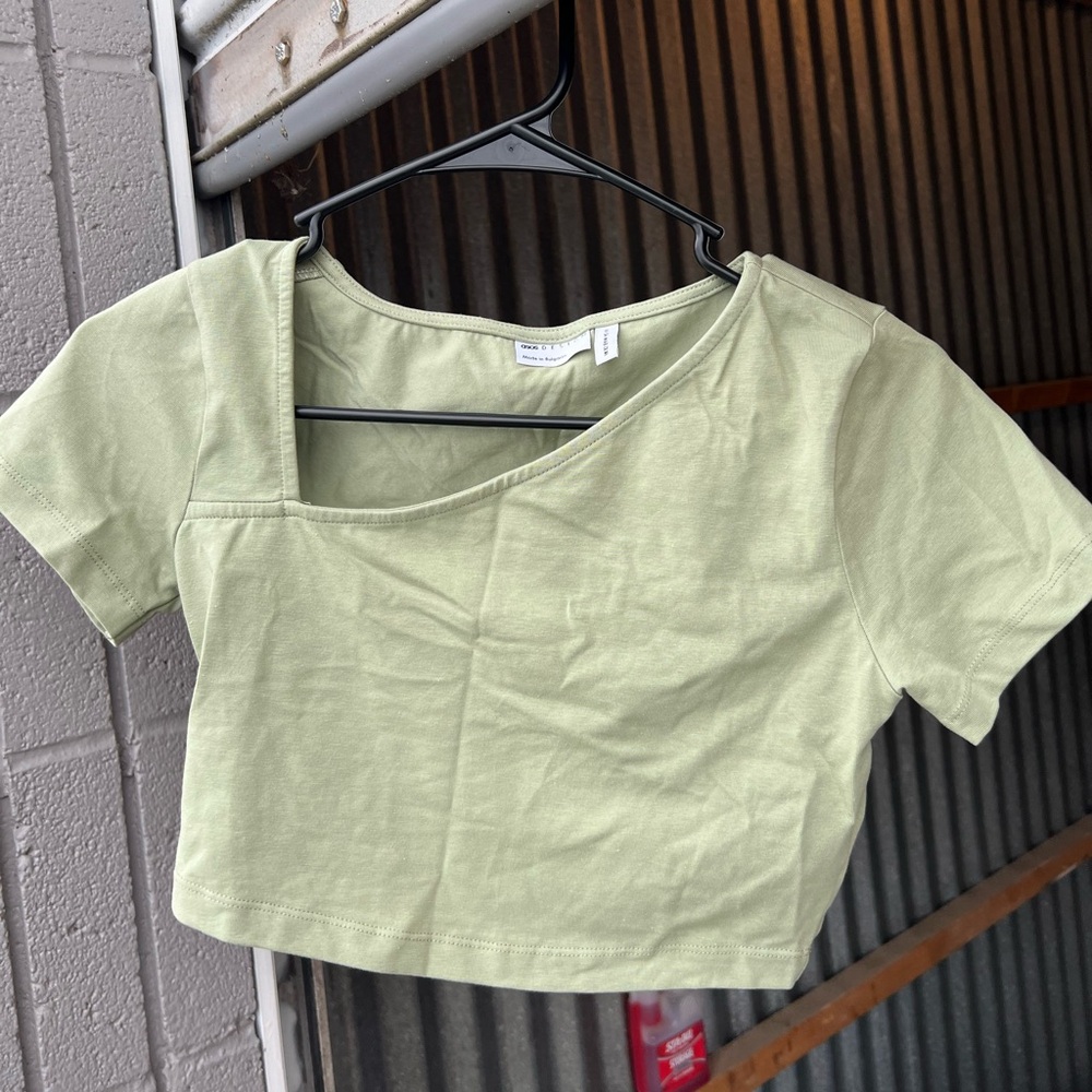 Women's Green Crop Top